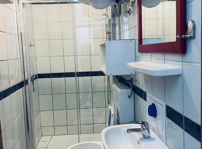 公寓 Apartma 1 And 2 Appartments *