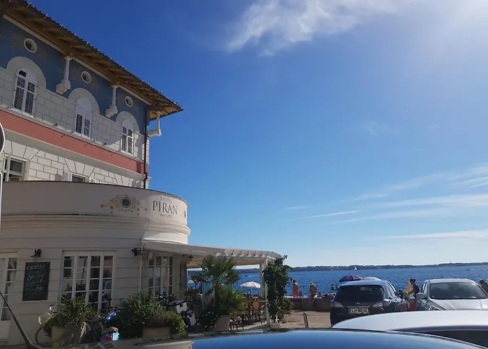 Apartma 1 And 2 Appartments 公寓 皮兰