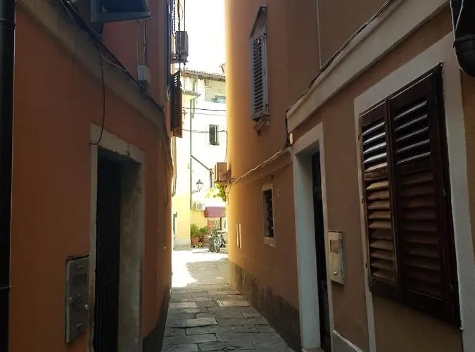 Apartma 1 And 2 Appartments Piran